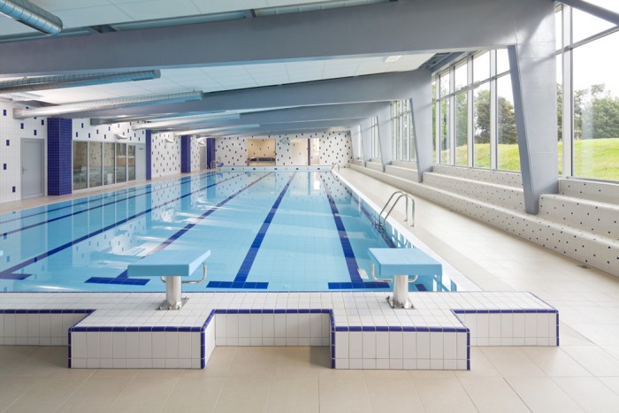 Krytý bazén ve Varnsdorfu – rekonstrukce a dostavba (1.– 3. etapa)